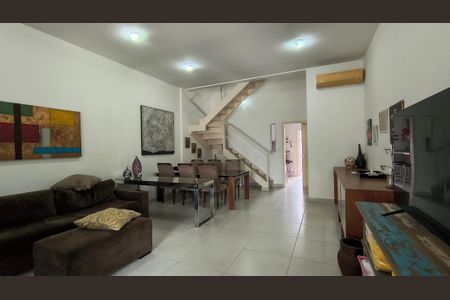 Casa de condomínio à venda com 500m², 9 quartos e 8 vagas Casa de condomínio à venda com 500m², 9 quartos e 8 vagasSala 2