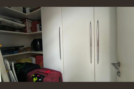 Casa de condomínio à venda com 500m², 9 quartos e 8 vagas Casa de condomínio à venda com 500m², 9 quartos e 8 vagasQuarto de Serviço