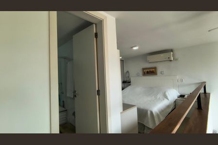 Casa de condomínio à venda com 500m², 9 quartos e 8 vagas Casa de condomínio à venda com 500m², 9 quartos e 8 vagasSuíte 1