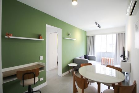 Sala de apartamento para alugar com 1 quarto, 50m² em Itaim Bibi, São Paulo