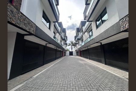 Casa de condomínio à venda com 400m², 4 quartos e 5 vagasFoto 39