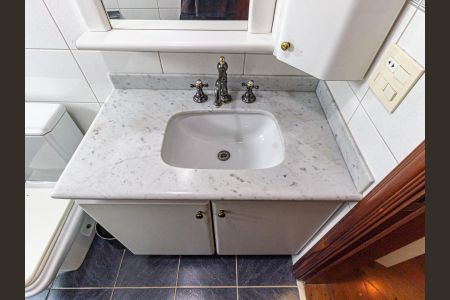 Apartamento para alugar com 162m², 3 quartos e 2 vagasBanheiro