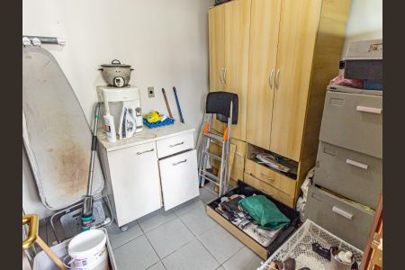 Apartamento para alugar com 162m², 3 quartos e 2 vagasQuarto de Serviço