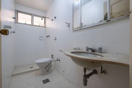 Apartamento à venda com 212m², 3 quartos e 3 vagas Apartamento à venda com 212m², 3 quartos e 3 vagasSuíte 2