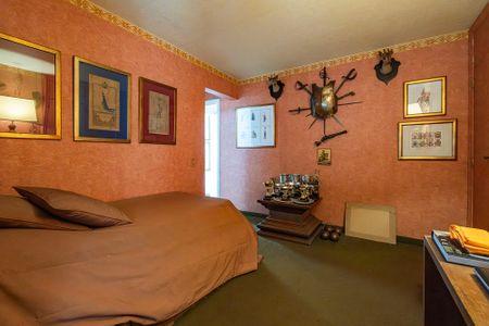 Apartamento à venda com 212m², 3 quartos e 3 vagas Apartamento à venda com 212m², 3 quartos e 3 vagasSuíte 2