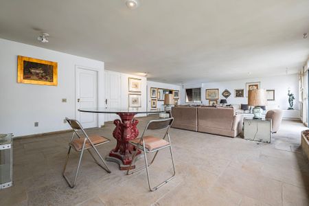 Sala de apartamento à venda com 3 quartos, 212m² em Cerqueira César, São Paulo