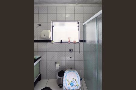 Casa à venda com 150m², 6 quartos e 2 vagas Casa à venda com 150m², 6 quartos e 2 vagasBanheiro Social 1