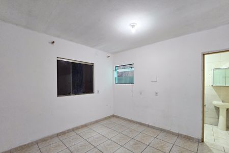 Casa à venda com 150m², 6 quartos e 2 vagas Casa à venda com 150m², 6 quartos e 2 vagasQuarto - Casa 2