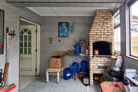 Casa à venda com 150m², 6 quartos e 2 vagas Casa à venda com 150m², 6 quartos e 2 vagasÁrea de Serviço 1