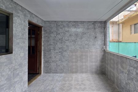 Casa à venda com 150m², 6 quartos e 2 vagas Casa à venda com 150m², 6 quartos e 2 vagasÁrea de Serviço - Casa 3