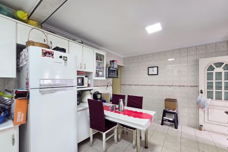 Casa à venda com 150m², 6 quartos e 2 vagas Casa à venda com 150m², 6 quartos e 2 vagasCozinha 1