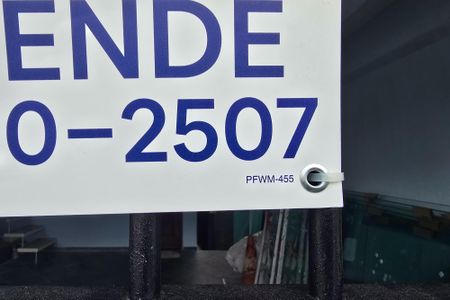 Casa à venda com 150m², 6 quartos e 2 vagas Casa à venda com 150m², 6 quartos e 2 vagasPFWM-455