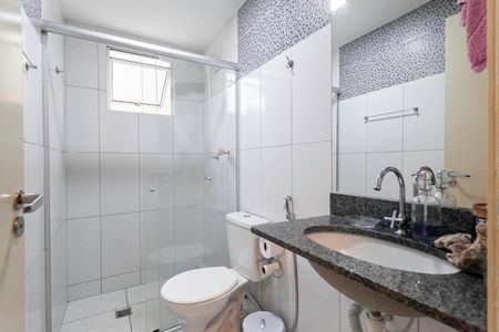 Apartamento à venda com 65m², 2 quartos e 1 vagaBanheiro social 