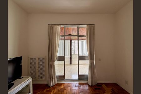 Apartamento à venda com 117m², 3 quartos e sem vaga Apartamento à venda com 117m², 3 quartos e sem vagaQuarto 1 - varanda