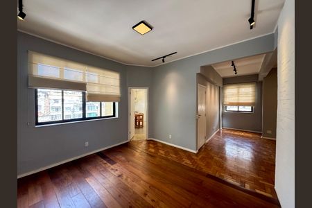 Apartamento à venda com 117m², 3 quartos e sem vaga Apartamento à venda com 117m², 3 quartos e sem vagaSala de jantar