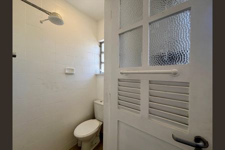 Apartamento à venda com 117m², 3 quartos e sem vaga Apartamento à venda com 117m², 3 quartos e sem vagaÁrea de serviço - banheiro