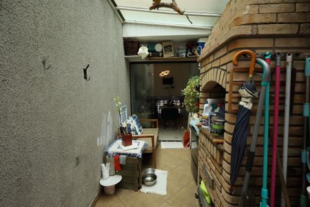 Casa de condomínio à venda com 139m², 3 quartos e 2 vagasQuintal - Churrasqueira 