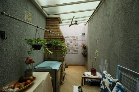 Casa de condomínio à venda com 139m², 3 quartos e 2 vagasQuintal - Churrasqueira 