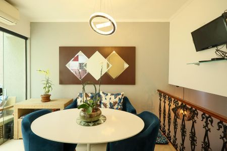 Casa de condomínio à venda com 139m², 3 quartos e 2 vagasSala de jantar