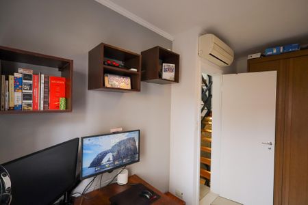 Casa de condomínio à venda com 139m², 3 quartos e 2 vagasQuarto 3