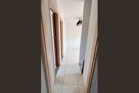 Corredor de apartamento para alugar com 2 quartos, 50m² em Jardim Martins Silva, São Paulo