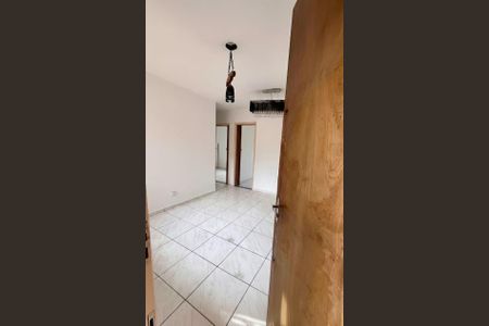 Sala de apartamento para alugar com 2 quartos, 50m² em Jardim Martins Silva, São Paulo