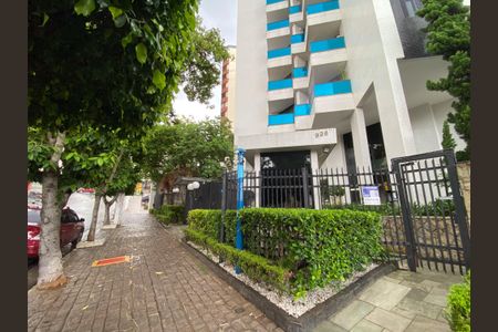 Apartamento à venda com 105m², 3 quartos e 2 vagasFachada