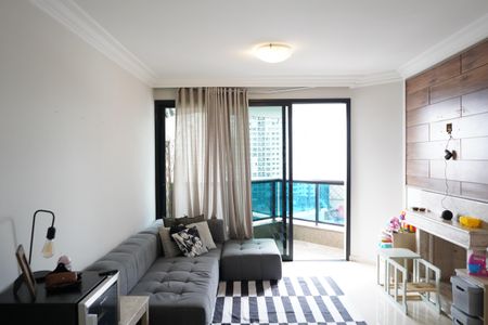 Apartamento à venda com 105m², 3 quartos e 2 vagasSala