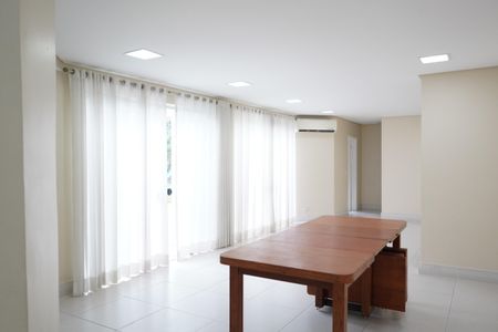 Apartamento à venda com 105m², 3 quartos e 2 vagasSalão de Festas