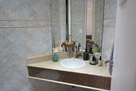 Apartamento à venda com 105m², 3 quartos e 2 vagasLavabo