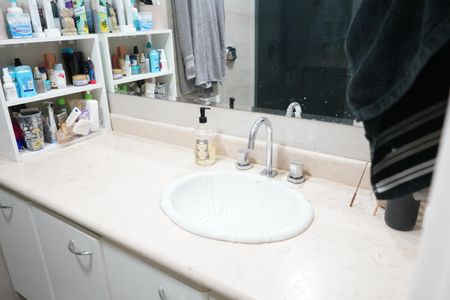 Apartamento à venda com 105m², 3 quartos e 2 vagasBanheiro da Suíte