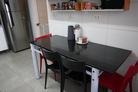 Apartamento à venda com 105m², 3 quartos e 2 vagasCozinha