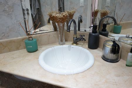 Apartamento à venda com 105m², 3 quartos e 2 vagasLavabo