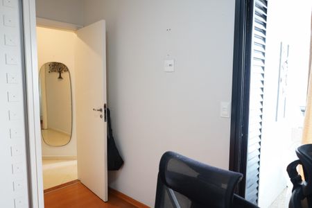 Apartamento à venda com 105m², 3 quartos e 2 vagasQuarto 3