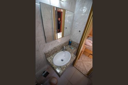 Casa à venda com 150m², 3 quartos e 3 vagasBANHEIRO DA SUITE 1