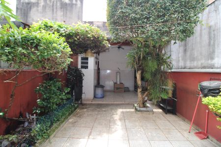 Casa para alugar com 116m², 3 quartos e 2 vagasQuintal