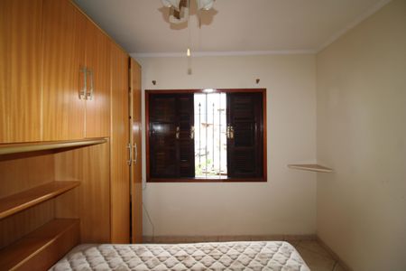 Casa para alugar com 116m², 3 quartos e 2 vagasQuarto 1