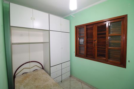 Casa para alugar com 116m², 3 quartos e 2 vagasQuarto 2