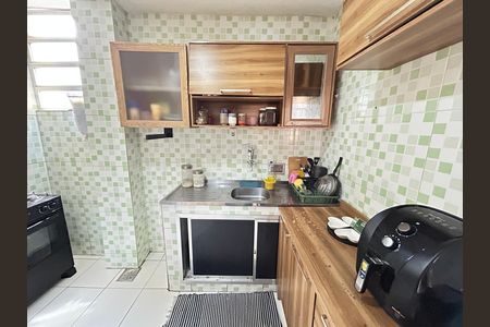 Cozinha de apartamento para alugar com 2 quartos, 38m² em Piedade, Rio de Janeiro