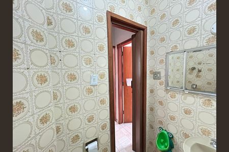 Apartamento para alugar com 38m², 2 quartos e sem vagaBanheiro