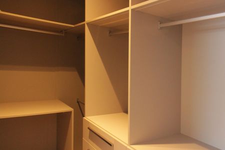 Apartamento para alugar com 134m², 3 quartos e 2 vagasCloset da Suíte 1