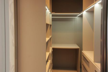 Apartamento para alugar com 134m², 3 quartos e 2 vagasCloset da Suíte 1