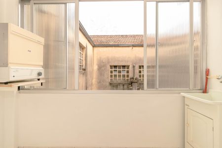 Apartamento para alugar com 65m², 2 quartos e sem vaga Apartamento para alugar com 65m², 2 quartos e sem vagaÁrea de Serviço