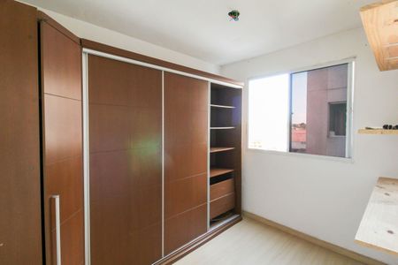 Quarto 2 de apartamento para alugar com 2 quartos, 45m² em Rio Branco, Canoas