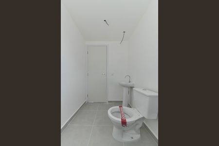 Studio para alugar com 25m², 1 quarto e sem vaga Studio para alugar com 25m², 1 quarto e sem vagaBanheiro