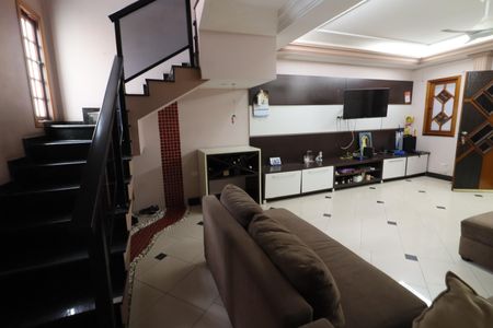 Sala de casa para alugar com 3 quartos, 350m² em São Pedro, Osasco
