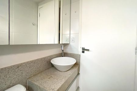 Apartamento para alugar com 110m², 2 quartos e 3 vagasBanheiro da Suíte