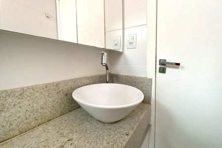 Apartamento para alugar com 110m², 2 quartos e 3 vagasBanheiro da Suíte