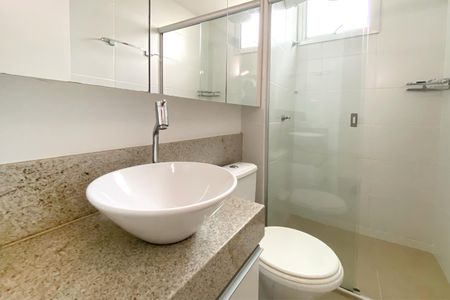 Apartamento para alugar com 110m², 2 quartos e 3 vagasBanheiro