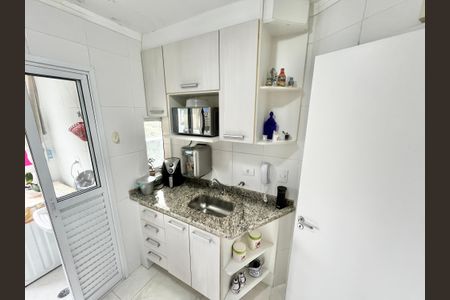 Apartamento à venda com 63m², 2 quartos e 1 vagaCozinha